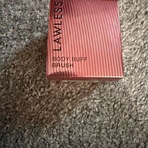 LAWLESS Body Buff Brush